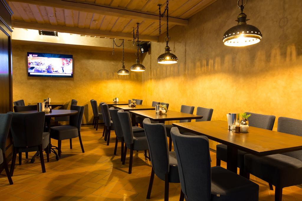 Hotel - Bar Grafaite Šiauliai Extérieur photo